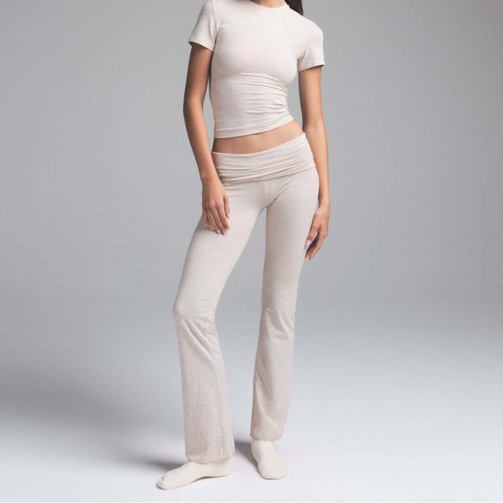 NWOT! SKIMS Fold Over Pants